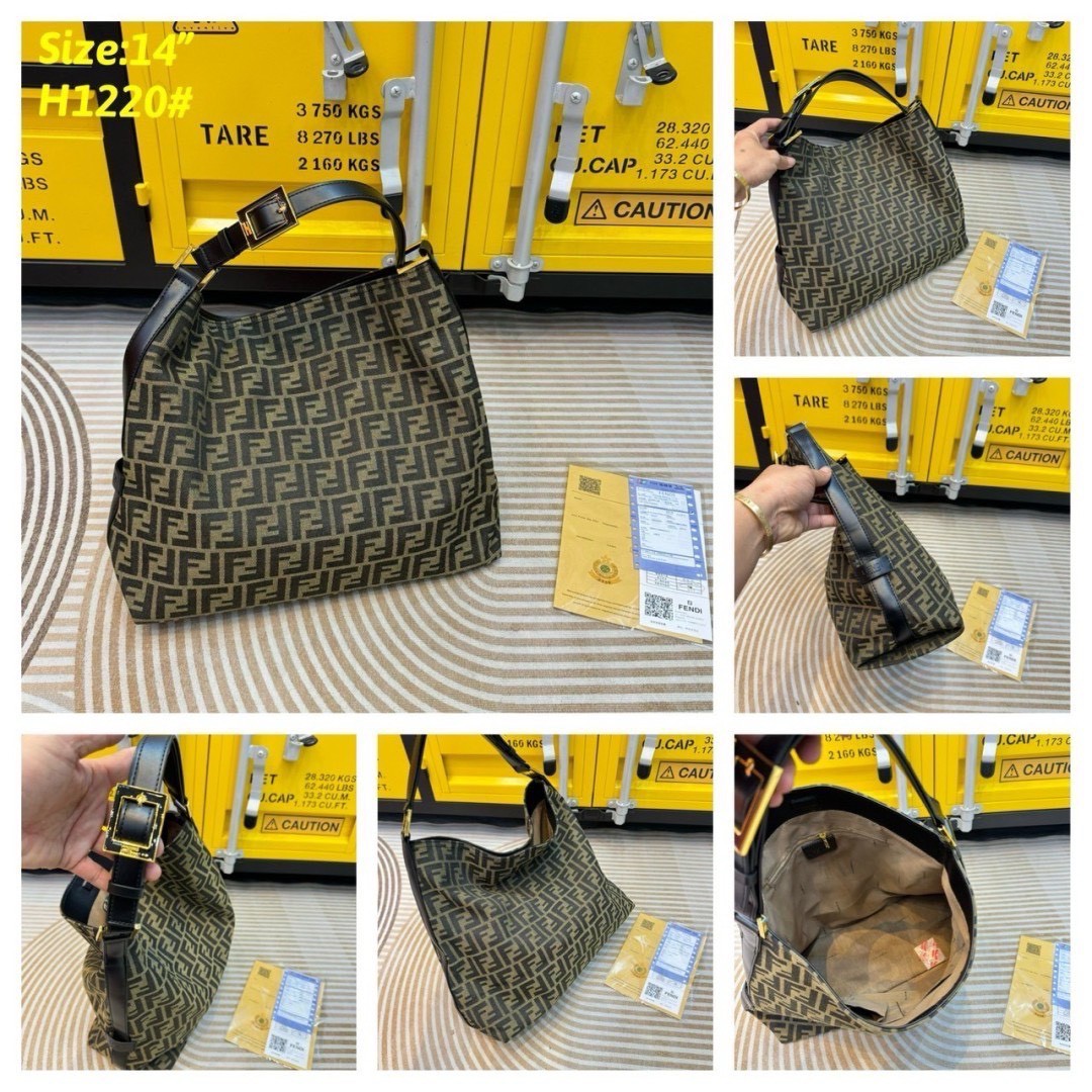 FENDI zucca hobo shoulder bag กระเป๋าสะพายทรงโท้ทใบใหญ่ เป็นรุ่นที่ทุกคนถามหา และมาแรงสุดๆ รูปทรงเรียบง่ายใช้งานได้แบบไม่มีเบื่อ