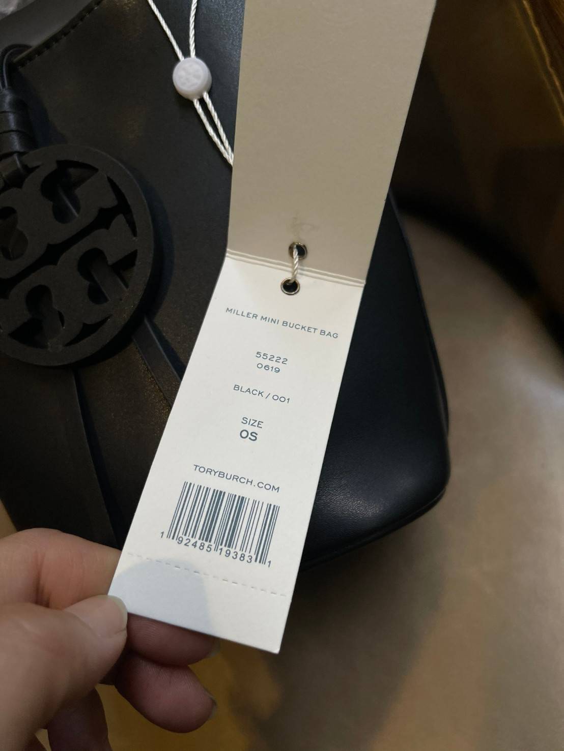 ของแท้ 💯% Tory burch miller mini bucket bag กระเป๋าทรงคลาสสิคจากTory burch มาพร้อมกับรูปทรงถัง ขนาดน่ารักกำลังดี