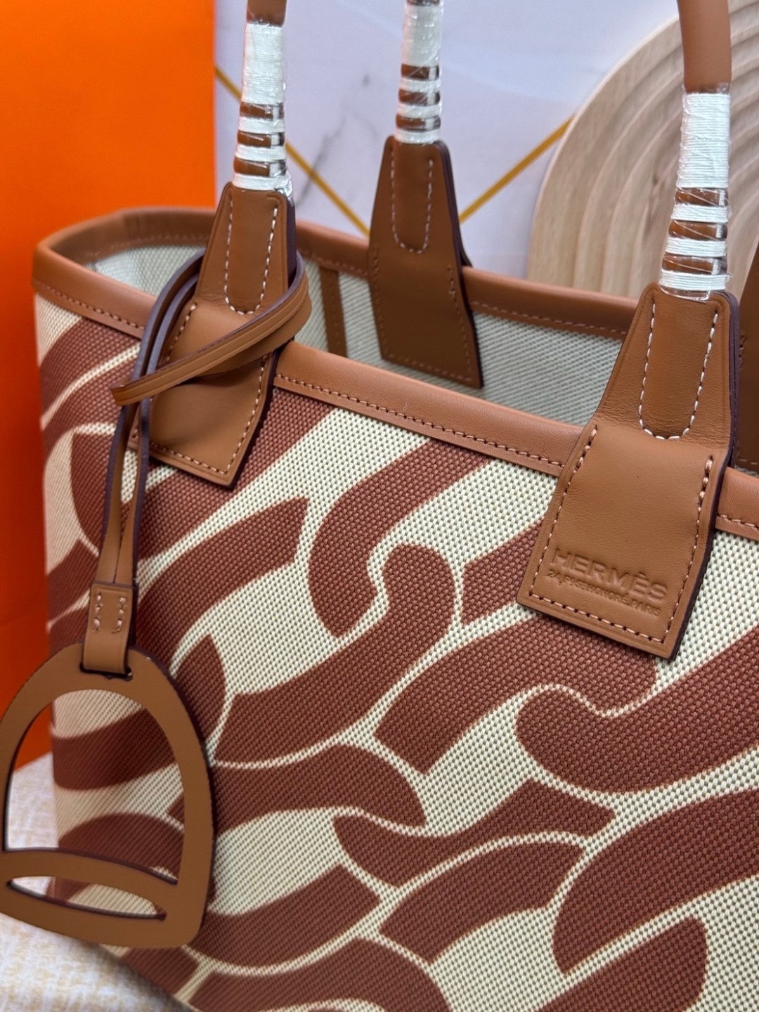 HERMES Steeple Tote Bag / H Steeple canvas tote bag 30cm กระเป๋าทรงโท้ทแคนวาสอย่างดี พิมพ์ลายคมชัด ลายใหม่สวยหรู เกรดออริ สลับแท้