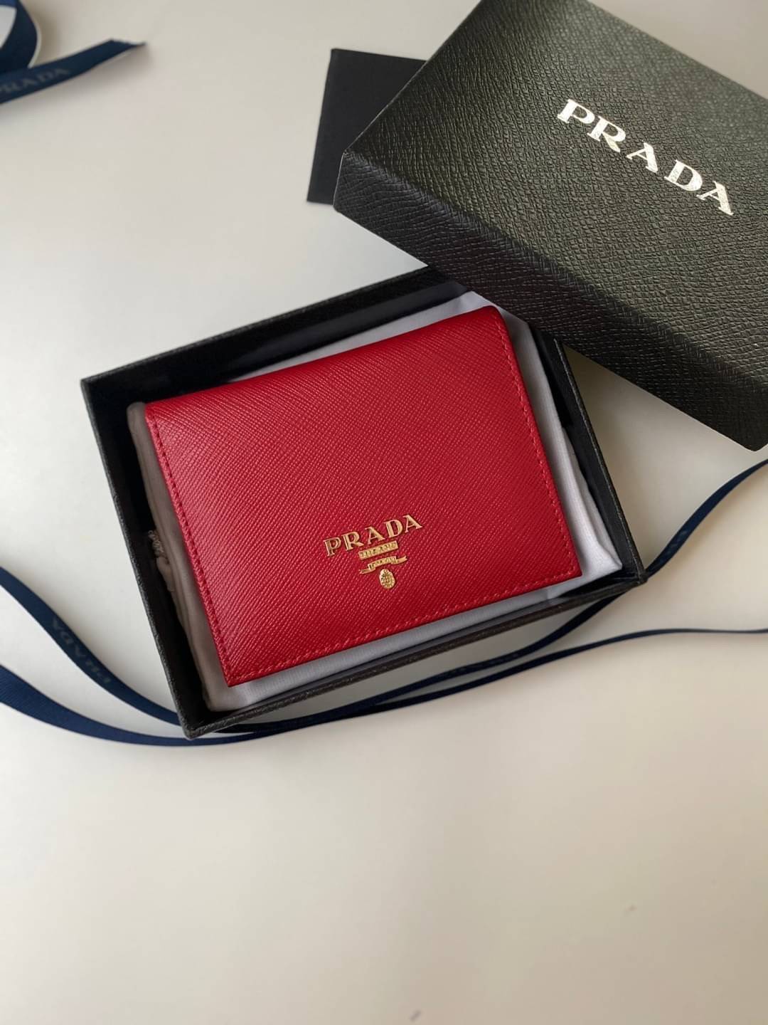 VIP หนังแท้ 】2พับ PRADA Small Saffiano Leather Wallet