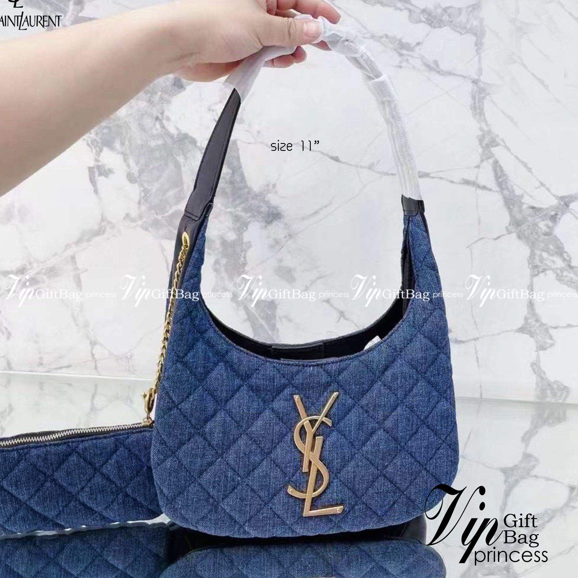 YSL Icare Maxi Shopping Bag In Quilted Lambskin 11" / YSL Icare Maxi Denim กระเป๋าสะพายขนาดกะทัดรัด มาพร้อมใบเล็ก หนังบุเย็บลายตาข่าย (Quilted Bag) ดีไซน์โฉบเฉี่ยวกว่าหลายระดับด้วยการประดับฮาร์ดแวร์ทองเหลืองในตัวอักษร Y.S.L สะดุดตา มอบสไตล์เรียบง่ายแ