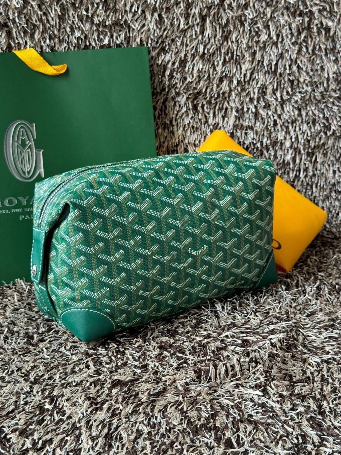 Goyard Bowling 25 Toiletry Bag กระเป๋าทรงพอชใช้งานง่ายกะทัดรัด รุ่นขายดี ใช้ได้ทั้งชายหญิง