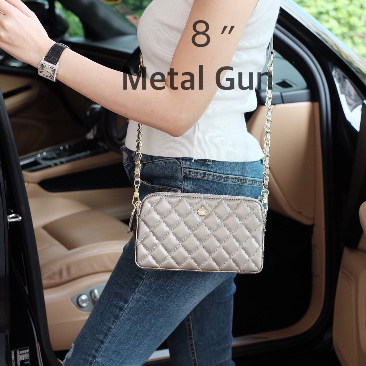 💥รุ่นขายดี มาเพิ่มแล้วค่า KEEP Carla รุ่นขายดีที่สุด ทรงน่ารักที่สุด รอบนี้หนังลายเรียบตัวใหม่ Microfiber สวย ทน กว่าเดิม 👍ตีตารางขึ้น ฟู นิ่ม สวย ดูแพง สะพายได้ทุกวัน เข้ากับชุดง่ายมาก Must have item !! ❤️#กระเป๋าที่มีสีเดียวไม่เคย