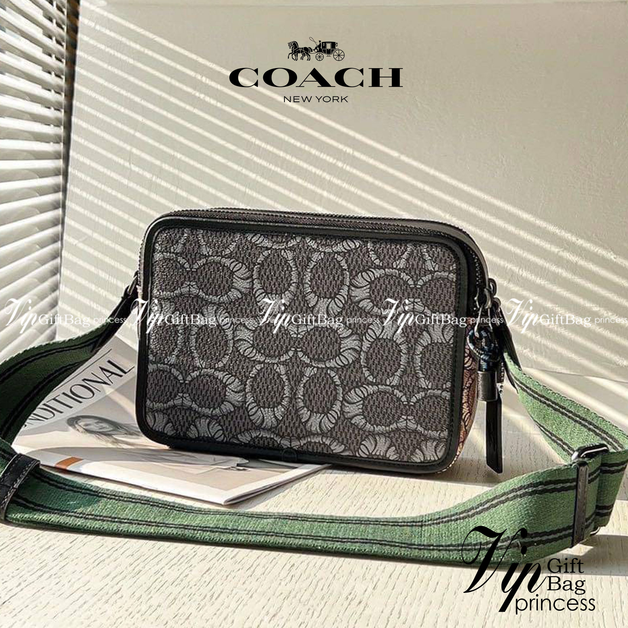 COACH X MICHAEL B. JORDAN CHARTER CROSSBODY 24 IN MUMMIFIED SIGNATURE CANVAS พร้อมส่งที่ไทย ภาพสินค้าถ่ายจากงานขายจริง ใช้งานต่างประเทศได้