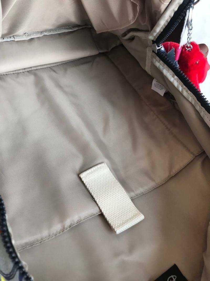 Kipling & Disney's 90 Years of Mickey Mouse Seoul GO Small& Large Laptop Backpack ฉลองครบ90ปีกับดิสนีย์กับรุ่นลิมิเตท เป้สวยๆที่มาวาดลวดลายและสีสันลงบนผ้าเป็นลายการ์ตูนมิคกี้ และไม่ลืมที่จะมีพวงกุญแจลิงเป็นสัญลักษณ์ ขนาดและไซส์ใช้ได้กับทั้งเด็กและผู้