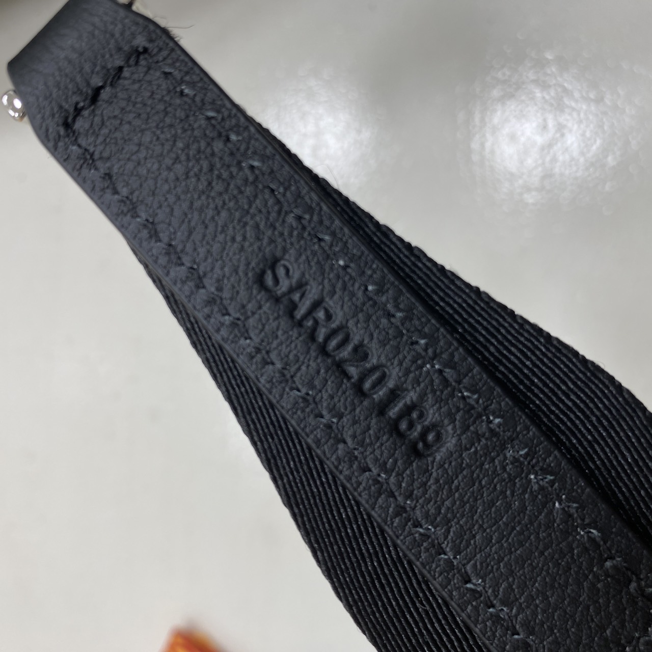 ORI หนังแท้ | Goyard Barrel 40 Sports Bag กระเป๋าสะพายทรง Keepall ใบใหญ่ ดีไซน์สปอร์ต ภายในโล่งกว้าง จุของได้เยอะ มีหูจับด้านบน เพิ่มฟังชั่นหูหิ้วด้านข้าง สะดวกใช้งาน