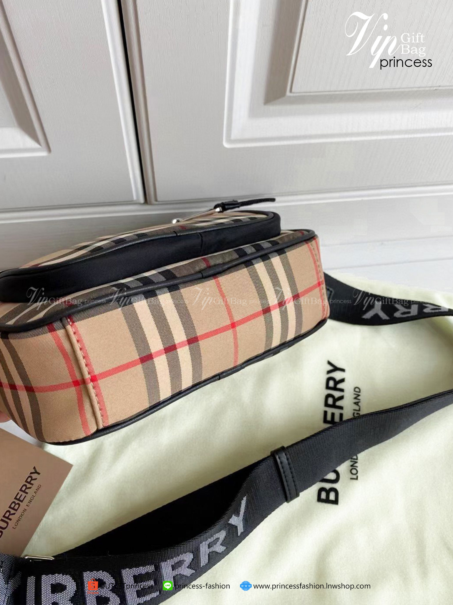 พรีเมี่ยมกิ๊ฟแท้ 100% BURBERRY CROSSBODY BAG VIP GIFT WITH PURCHASE (GWP)