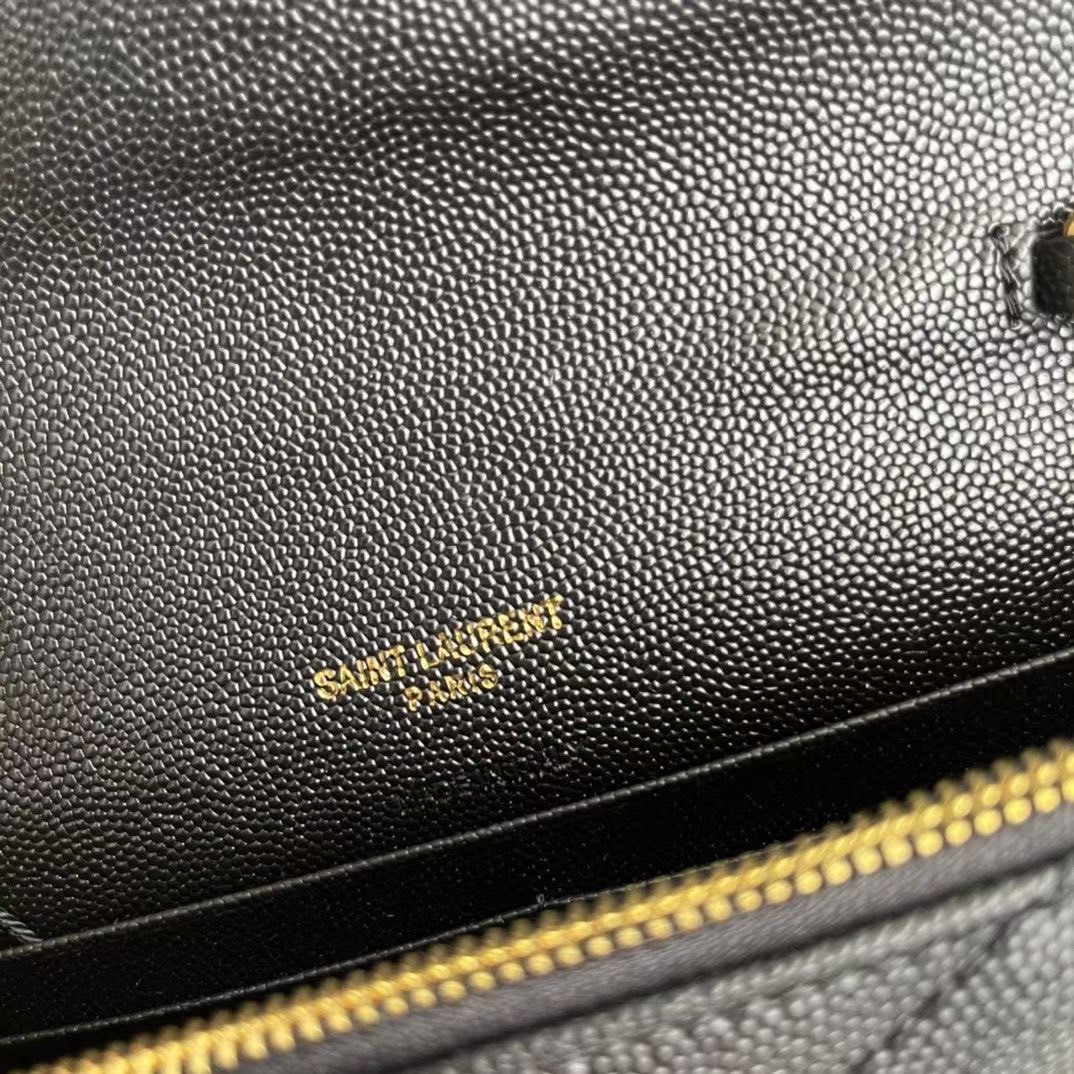 VIP 】หนังแท้ YSL Saint Laurent Envelope WOC 7.5” กระเป๋าเงิน wallet on chain ที่มาพร้อมสายสะพายแบบโซ่ ขนาด 7.5” หนังวัวติดโลโก้ YSL มีทั้งอะไหล่เงิน ทอง และดำ ด้านในมีช่องซิป และช่องใส่การ์ด 6 ช่อง เรียบหรู คลาสสิคมากๆ เลยค่ะ