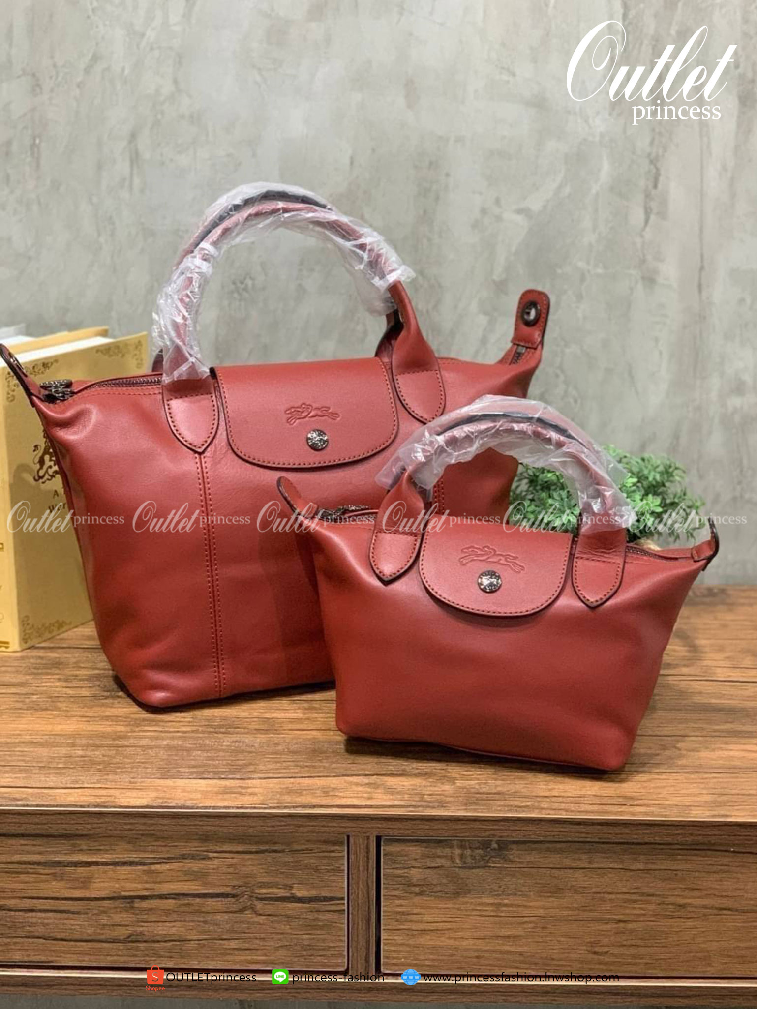 ของแท้ 100% Longchamp LE PLIAGE CUIR TOP HANDLE BAG Color: Black,Orange,Sienna, Navy,Nordic,Grey,Lichen