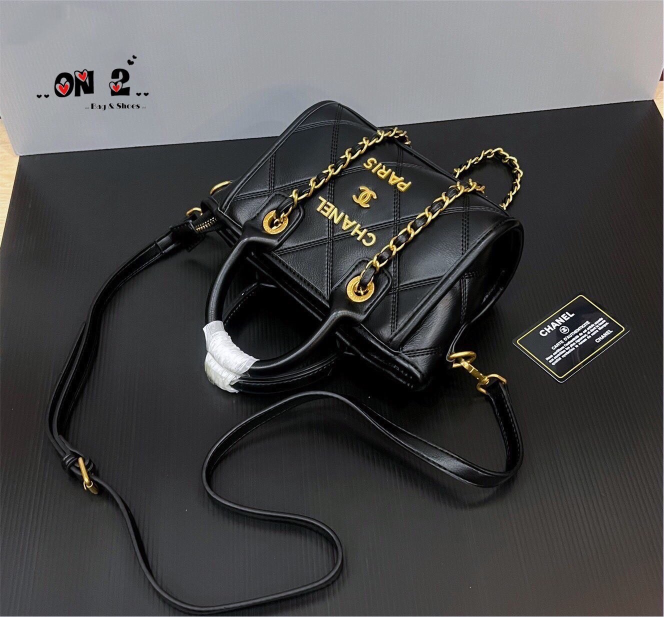 Chanel tote bag / Chanel Shopping Bag 8" กระเป๋าชาเนลทรงโท้ท หนังนิ่มซับในสีดำปั้มแบรนด์ทุกจุด สายโซ่ดึงปรับความยาวได้ สวยทั้งภายนอกภายในคุ้มค่าราคาจับต้องได้