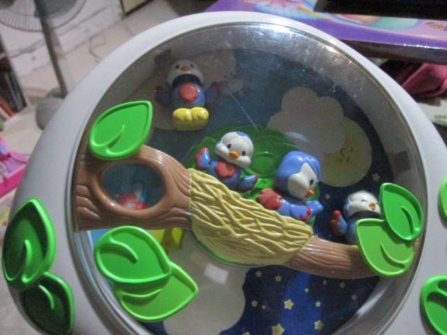 Fisher-Price: Flutterbye Dreams Lullaby Birdies Soother ของเล่นมือสอง