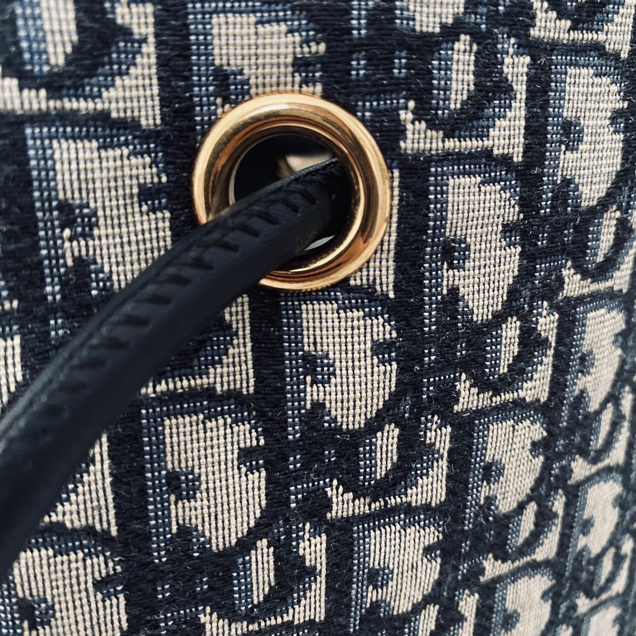 Medium Dior Nolita Bag Blue Dior Oblique Jacquard กระเป๋าสะพายทรงโท้ทรุ่นใหม่ New for Fall 2024 งานผ้าทอลายแบรนด์อย่างปราณีต สวยหรูเป็นเอกลักษณ์ตามแบบฉบับแบรนด์