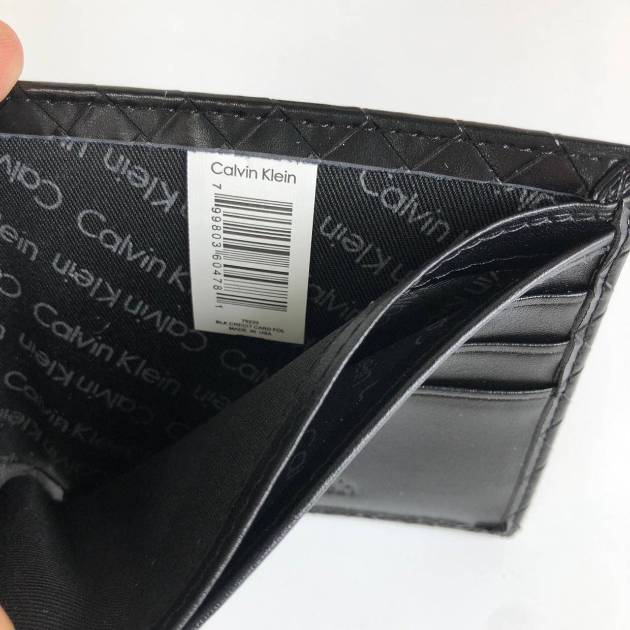 ของแท้ 💯% 】Calvin Klein Leather Belt & Wallet Set เซตสุดคุ้ม จะะมอบเป็นของขวัญหรือใช้เองก็แนะนำเลยค่าา