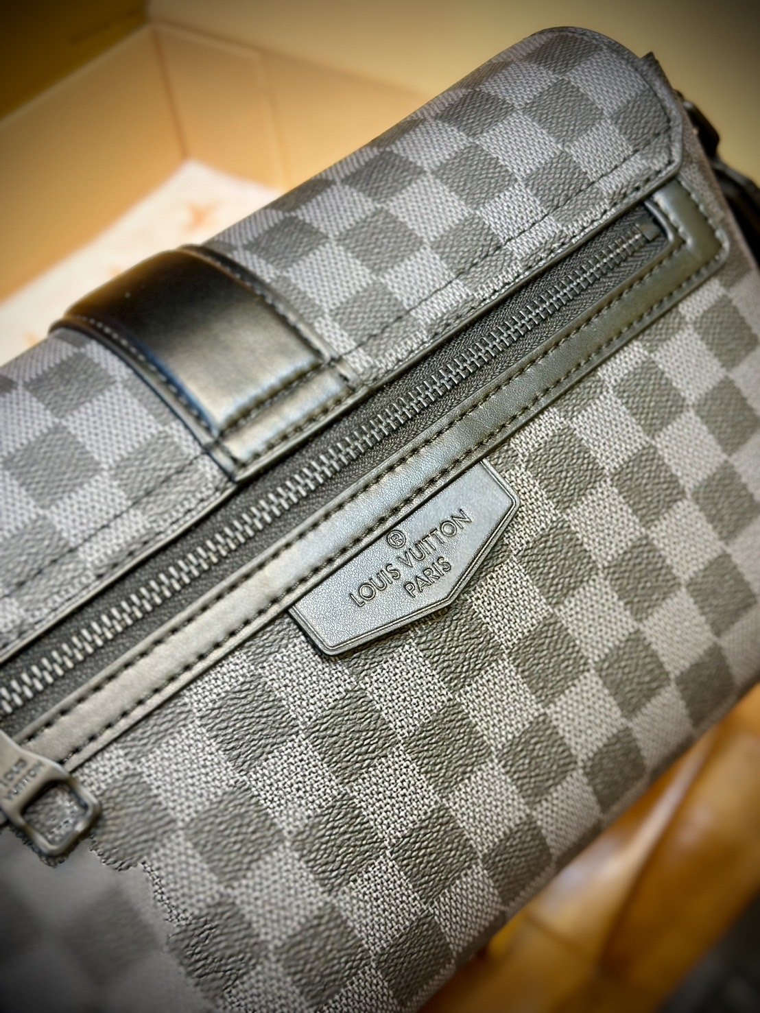 พร้อมส่ง 3 สี LV S-Cape Messenger Monogram Eclipse / LV Messenger Bag กระเป๋าทรงแมสเซ็นเจอร์ แบบคลาสสิกสวยงามเป็นเอกลักษณ์ เกรดออริ