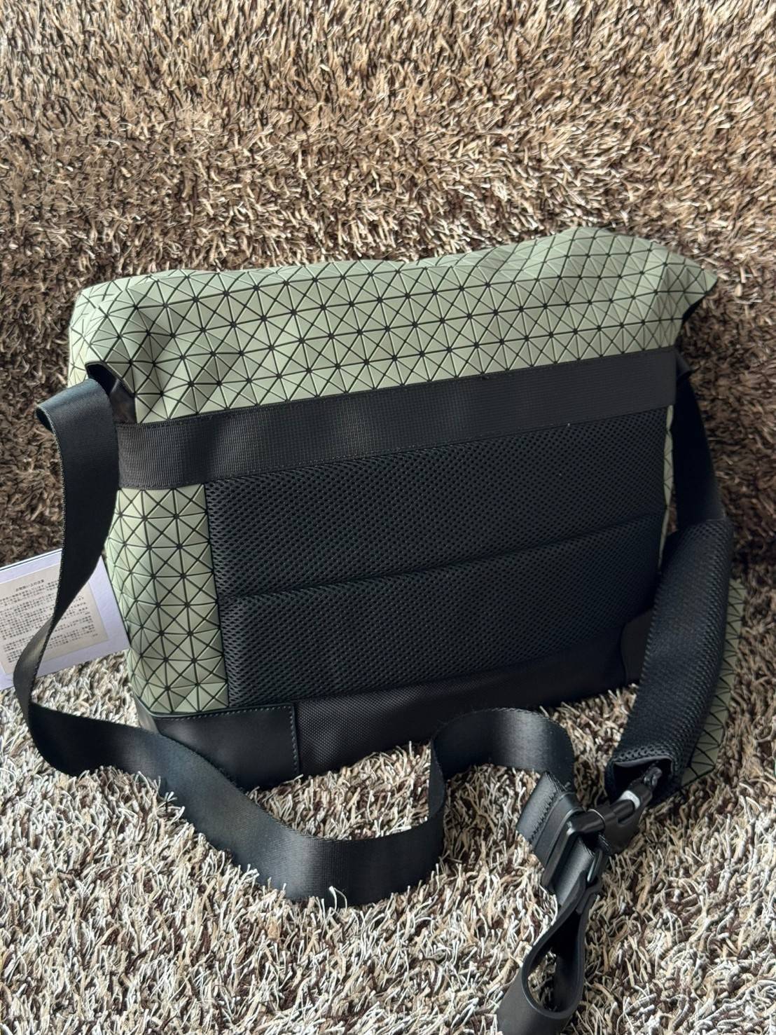 พร้อมส่ง 4 สี Baobao issey miyake Sling shoulder bag / Miyake geometric-panelled Laptop กระเป๋าสะพาย 🧡 เกรดออริจินอล 1:1 สลับแท้