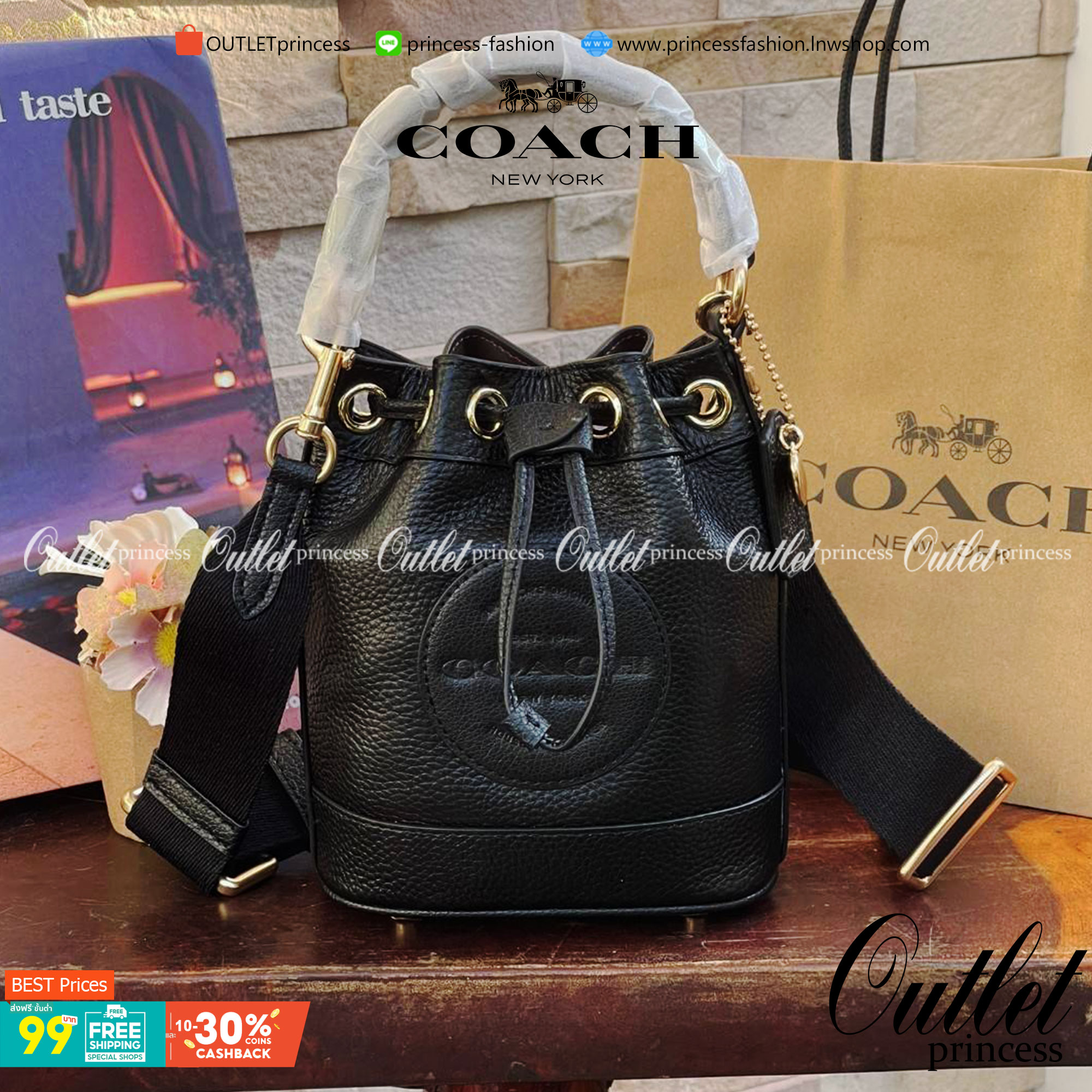 COACH DEMPSEY BUCKET BAG 15 WITH COACH PATCH AND HEART CHARM สวยงามด้วยดีไซน์ทรงตะกร้าแบบมินิมอลแสนน่ารัก ดีเทลสะดุดตา รูปทรงจดจำง่าย ถือแบบชิคๆ หรือยิ่งไปกว่านั้น สายสะพายของกระเป๋าก็สามารถถอดออกเพื่อเปลี่ยนรูปแบบการสะพายได้ทั้งแบบสะพายไหล่และสะพายคาดลำต