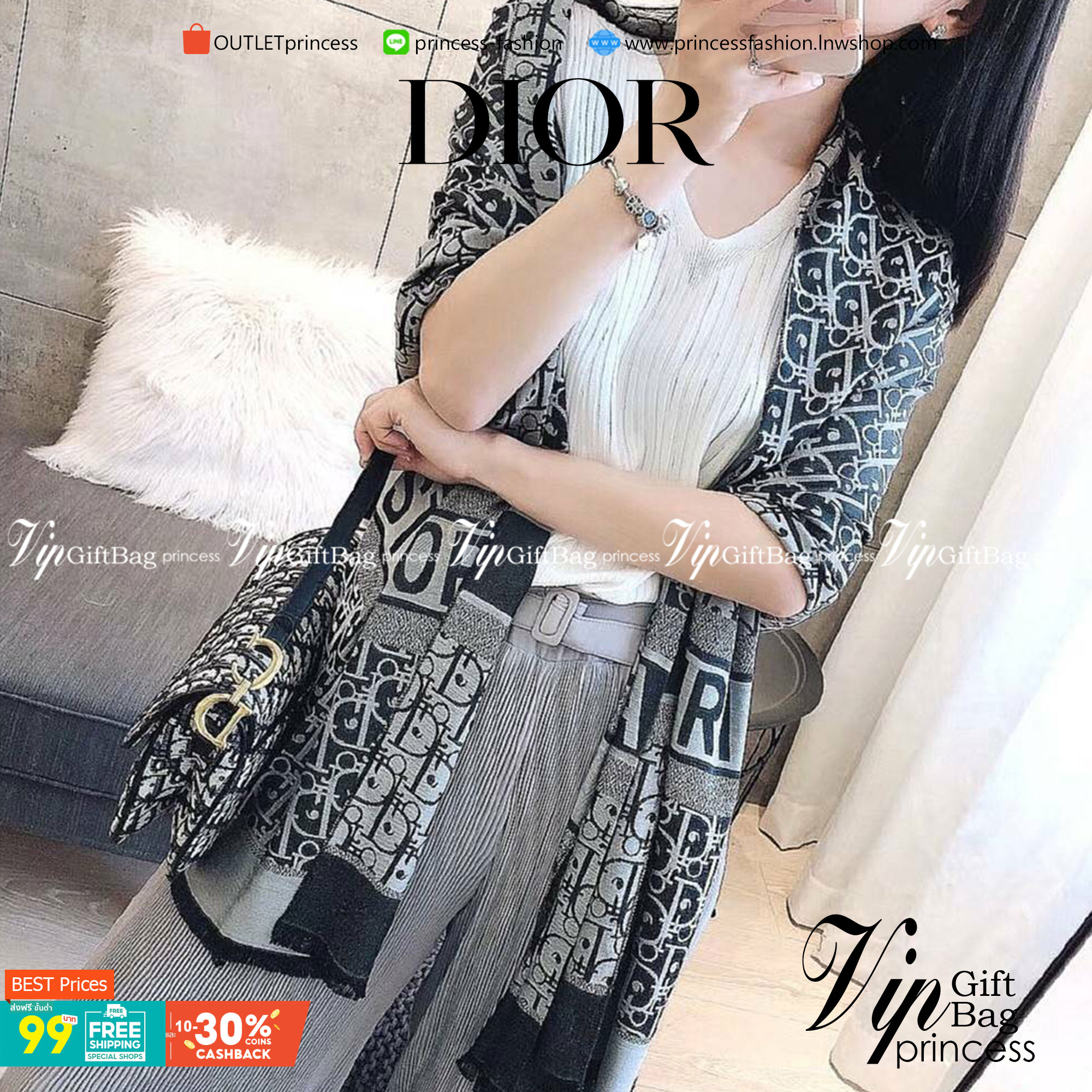 มาตามคำเรียกร้อง! พร้อมส่ง! CHRISTIAN DIOR LOGO MONOGRAM PRINTED SILK SCARF (LARGE) ผ้าพันคอผ้าคลุมไหล่ผืนใหญ่ลายโลโก้โมโนแกรมสวยหรูสุดคลาสสิค วัสดุผ้าไหมอย่างดี เนื้อนิ่ม ทิ้งตัว มีน้ำหนัก เนื้อผ้าดีมากๆๆค่ะไม่หนาจนเกินไปทำให้สามารถใช้ได้ในทุกสภาพอากาศ จ