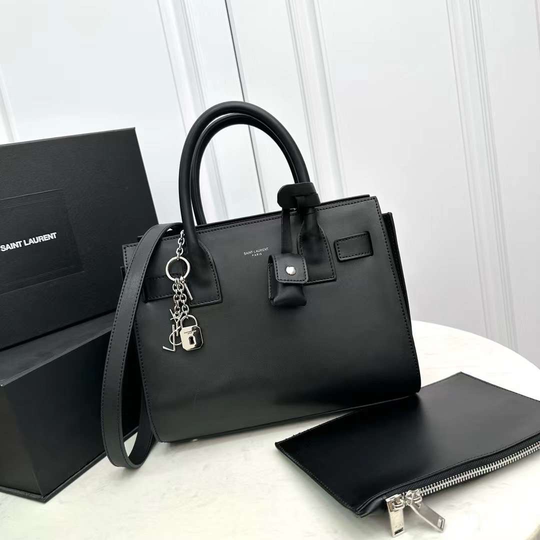 YSL TOTE BAG / SAC DE JOUR BABY IN SMOOTH LEATHER กระเป๋าสะพายทรงโท้ท จุของได้เยอะ เกรดออริ 1:1 เทียบแท้