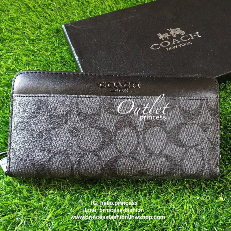 COACH FACTORY OUTLET LONG WALLET Best seller! กระเป๋าสตางค์ใบยาวซิป วัสดุหนัง ลาย Signature Brand สวยหรู เปิดปิดด้วยซิป หัวซิปแบรนด์ ภายในมีช่องใส่บัตร ธนบัตร และช่องซิปใส่เหรียญค่ะ