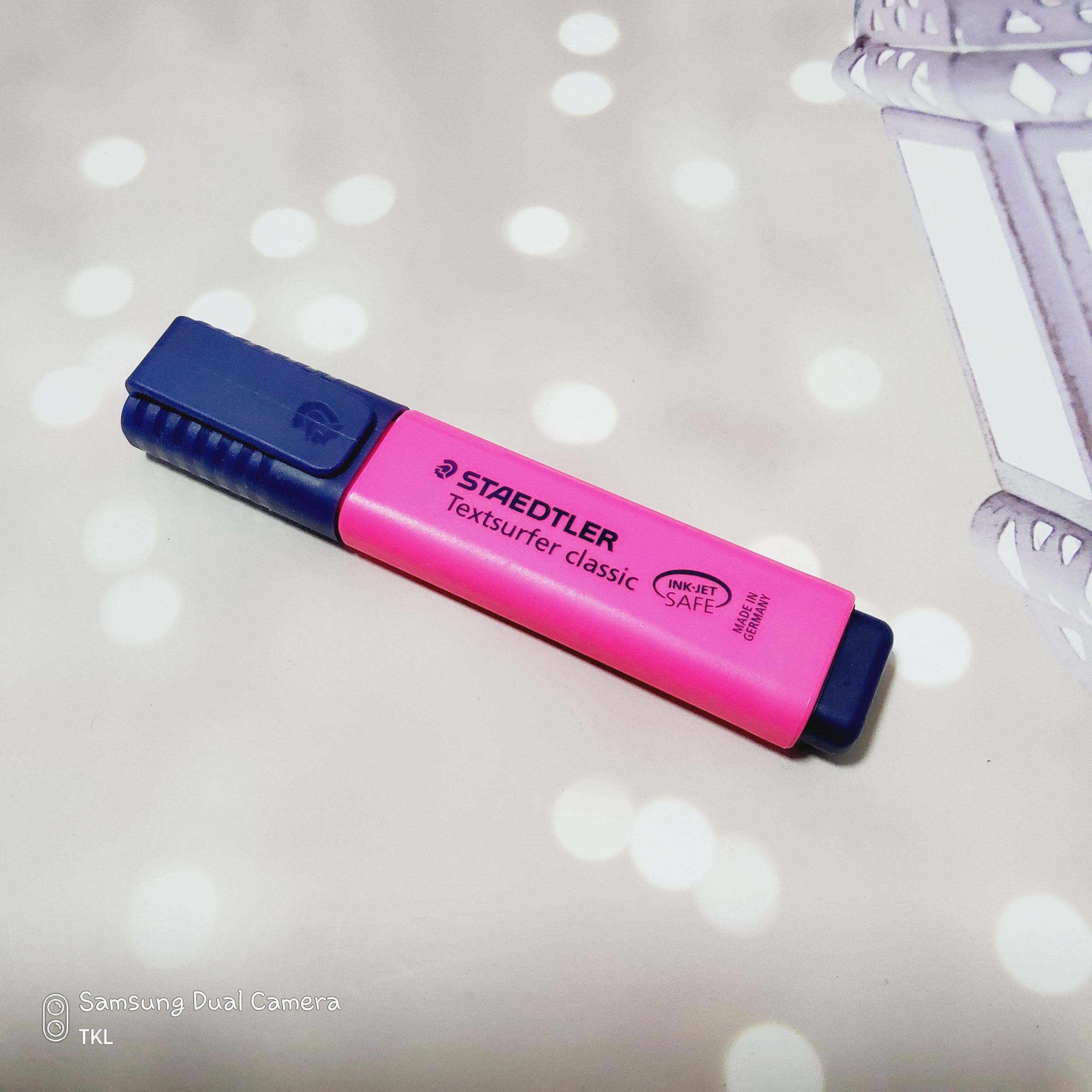 ปากกาเน้นข้อความ สเต็ดเล่อร์ STAEDTLER