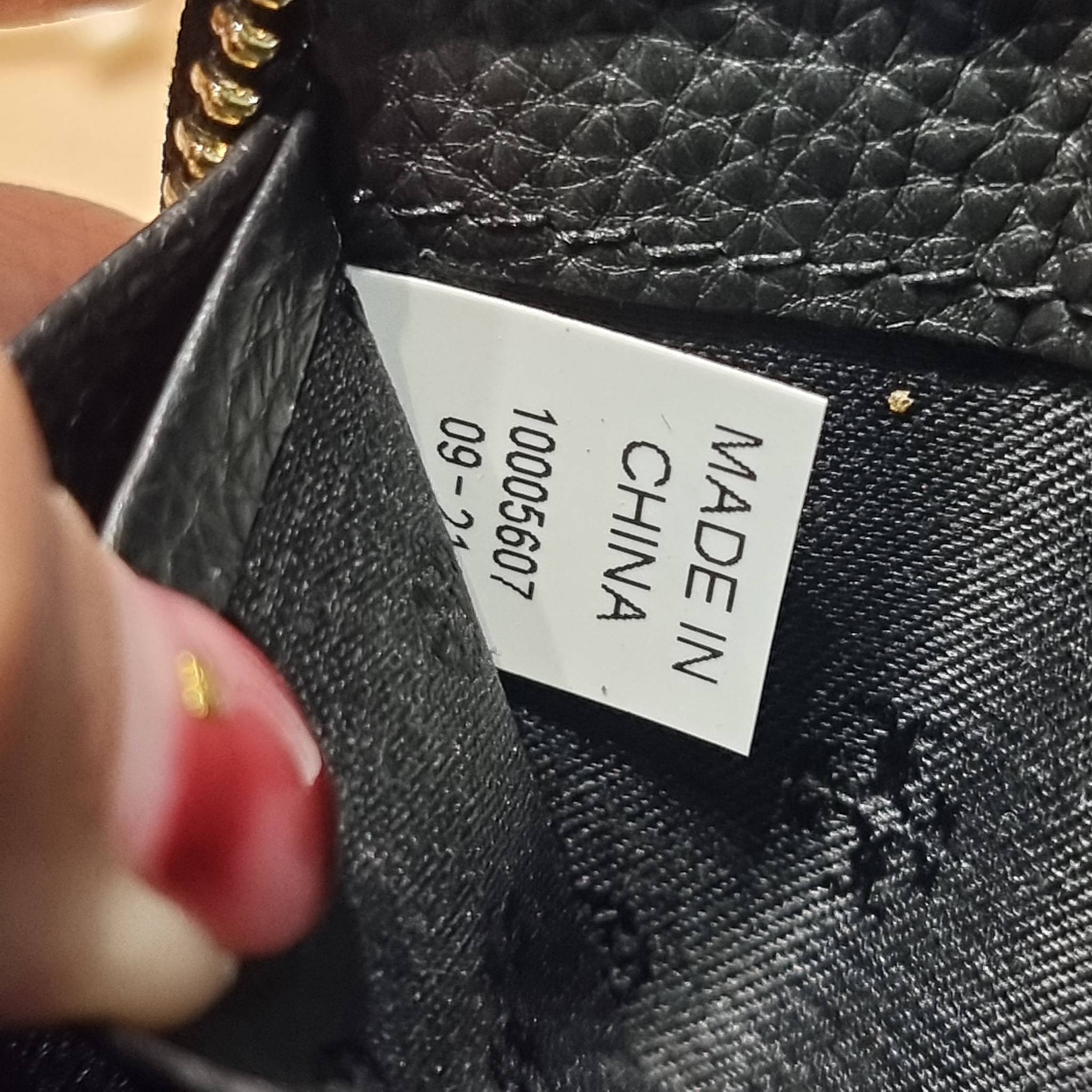 TORY BURCH THEA MULTI GUSSET ZIP CONTINENTAL WALLET กระเป๋าสตางค์ใบยาวเบสท์เซลเลอร์ ขนาดกำลังพอเหมาะ ดีไซน์เรียบหรู