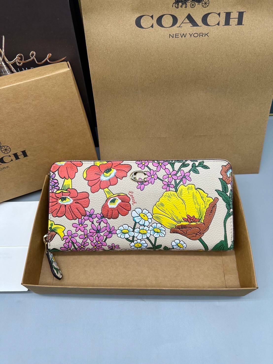COACH LONG ZIP AROUND WALLET WITH FLORAL PRINT CJ373 / CR930 กระเป๋าสตางค์ใบยาวลายดอกไม้สดใส เกรดท็อปออริ เกรดดีสุด สลับแท้ 1:1 ใช้ต่างประเทศได้