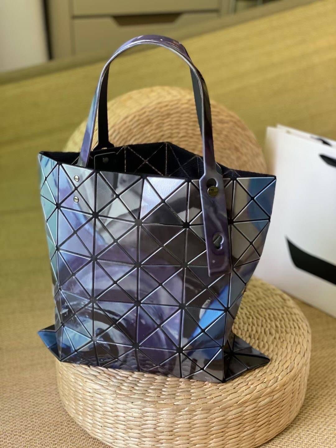 VIP GIFT 】ISSEY MIYAKE BAOBAO TOTE BAG