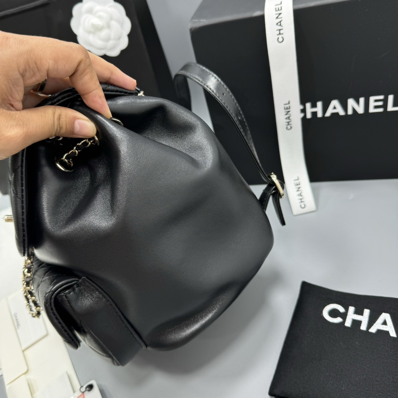 CHANEL 22C MINI DUMA BACKPACK BLACK กระเป๋าเป้ รุ่นยอดนิยม เกรดออริ ท็อป สลับแท้ 1:1 ผ่านทุก ตม ใช้งานต่างประเทศได้