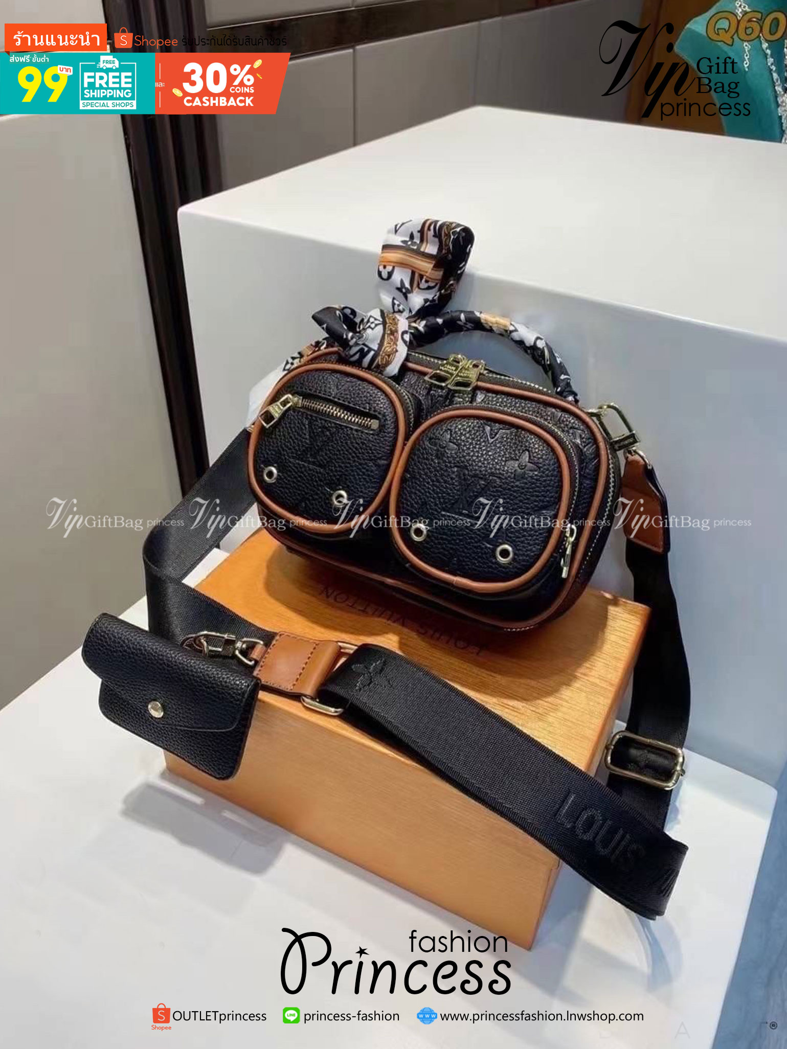 LV UTILITY CROSSBODY Monogram coated canvas ภาพถ่ายจากงานขายจริง ใช้งานต่างประเทศได้