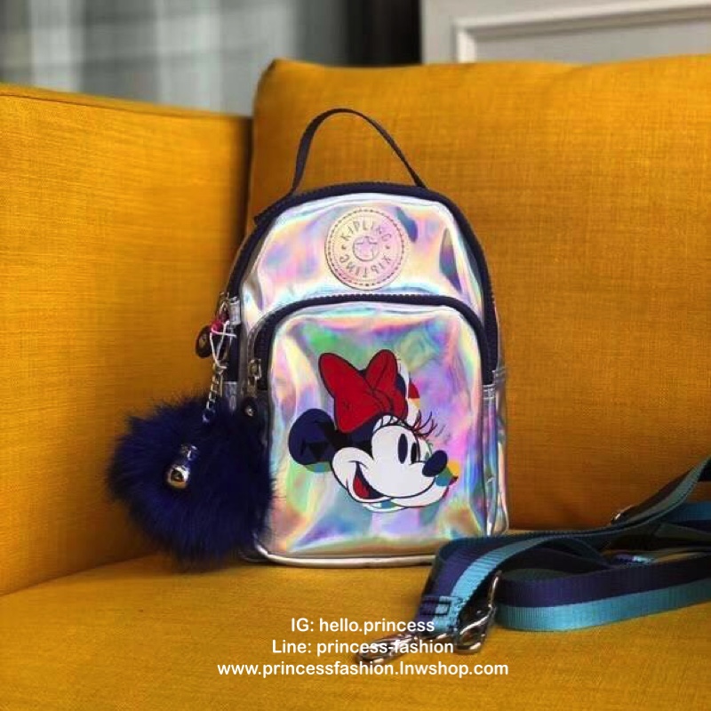 KIPLING D ALBER Small 3-in-1 convertible: bum bag, crossbody or backpack พร้อมส่งความน่ารัก จาก mickey colletion กระเป๋าขนาดกะทัดรัดจาก kipling ใบเล็กน่ารัก ปรับใช้ได้ถึง 3 แบบ เป็นเป้สะพายหลัง ถอดสายถือ หรือใส่สายยาวเป็นกระเป๋าสะพายเฉียงก็ได้ คุ้มค่า น่า