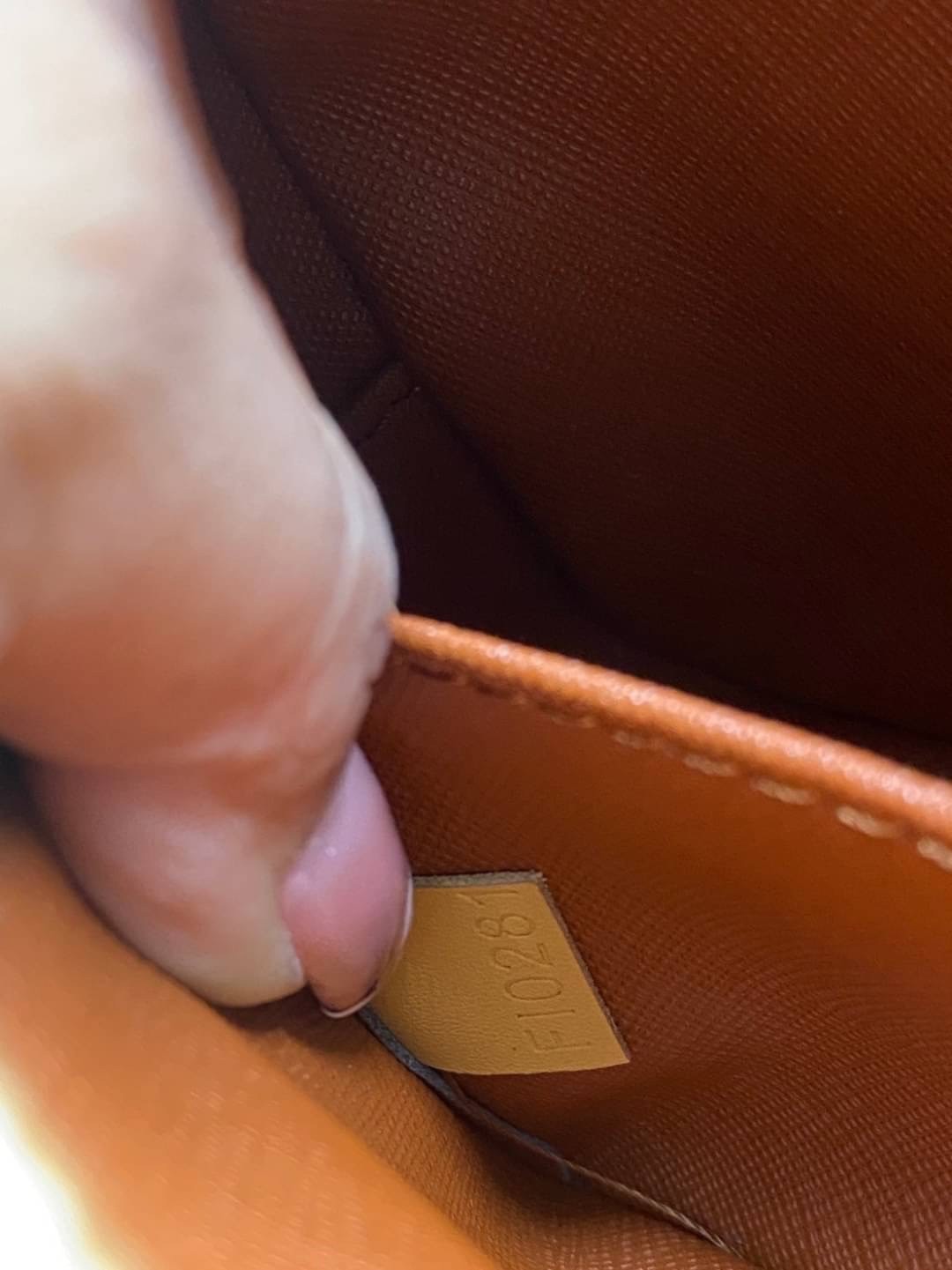 LV POCHETTE CITE SHOULDER BAG MONOGRAM เกรดออรินอล หนังแท้ สวยงามตามรูป เกรดเทียบแท้ ใช้สลับแท้ได้ ใช้งานต่างประเทศได้