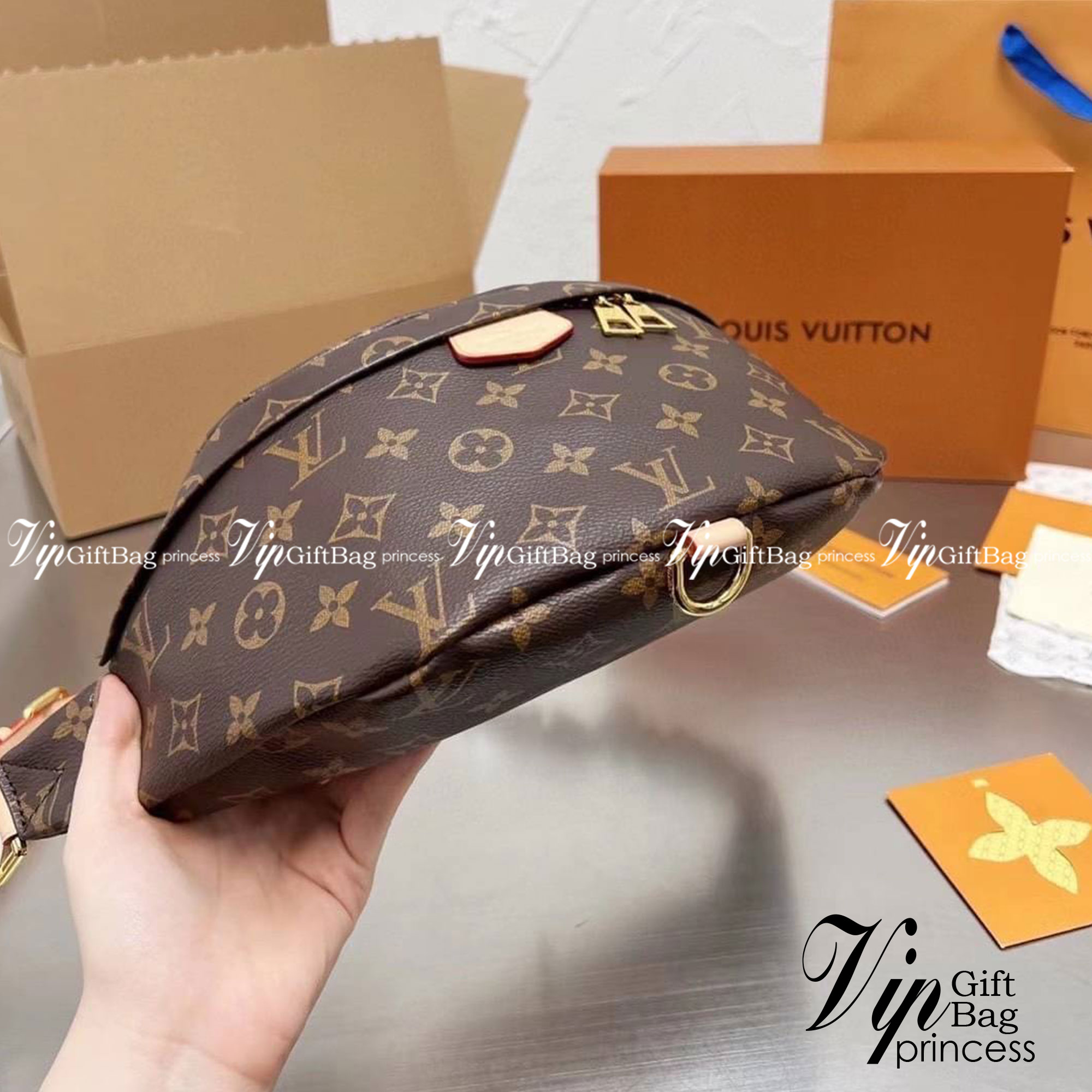 LV BUMBAG MONOGRAM กระเป๋าคาดอกหลุยส์ รุ่นใหม่ ของใหม่ พร้อมส่ง ทรงสวย จุเยอะ เบามากๆ ใช้ได้ทั้งหญิงและชาย