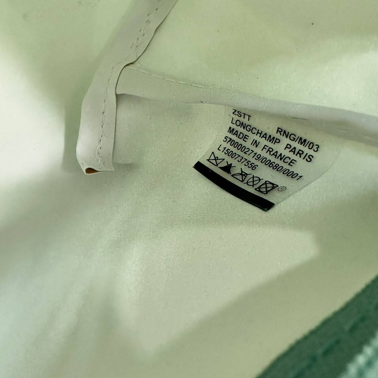 LONGCHAMP LE PLIAGE ORIGINAL Pouch with handle กระเป๋าใบเล็กขนาดกระทัดเหมาะกับใส่ของจำเป็นจุกจิก