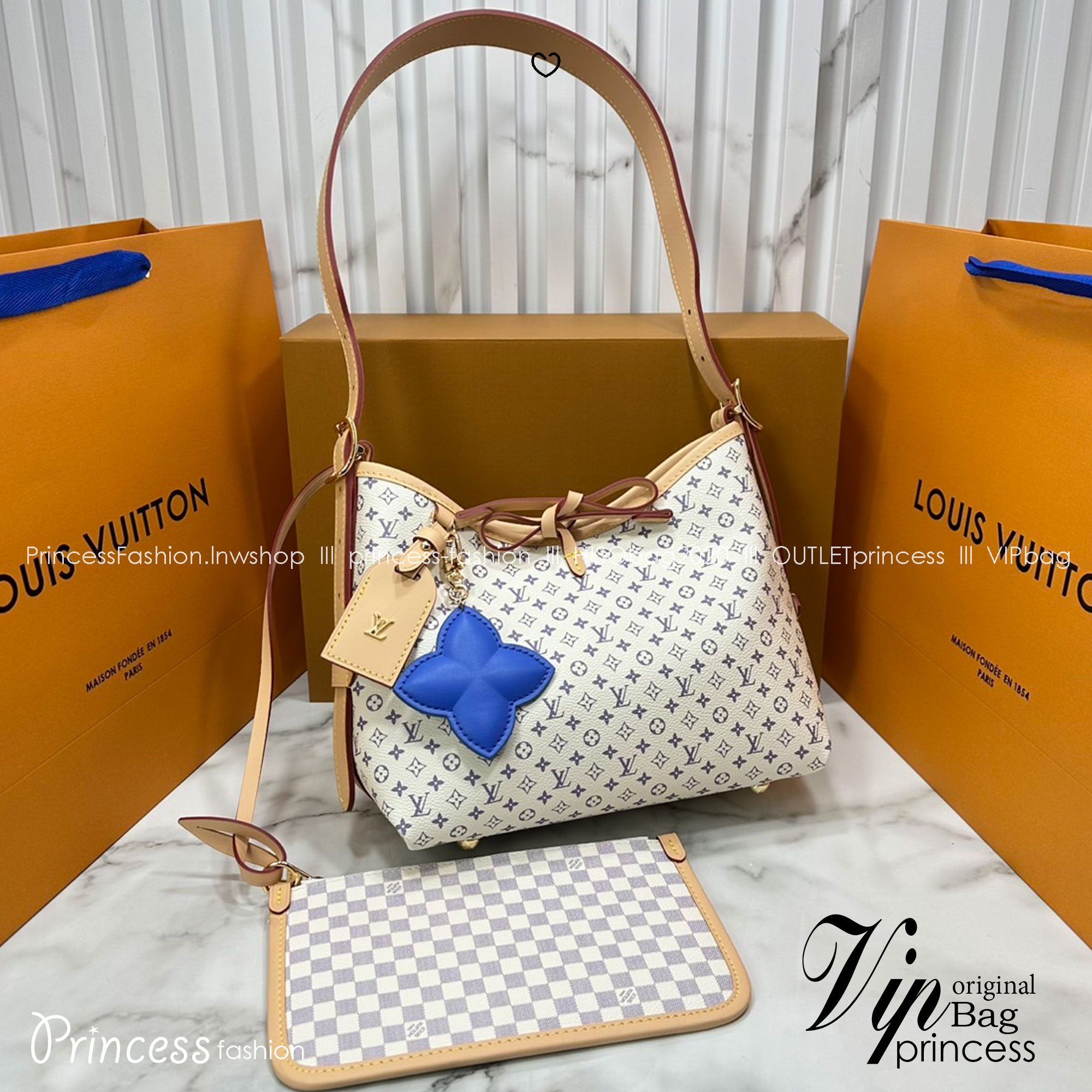 ORI หนังแท้ | LV CarryAll PM bag กระเป๋าสะพายทรงโท้ทแครี่ออล Monogram แคนวาสแต่งขอบหนังผสานเสน่ห์สวยงามเข้ากับดีไซน์ที่รับกับสรีระให้คุณพกพาไปได้ทุกที่ ด้านในออกแบบมาอย่างชาญฉลาด มาพร้อมใบเล็กเข้าเซ็ท