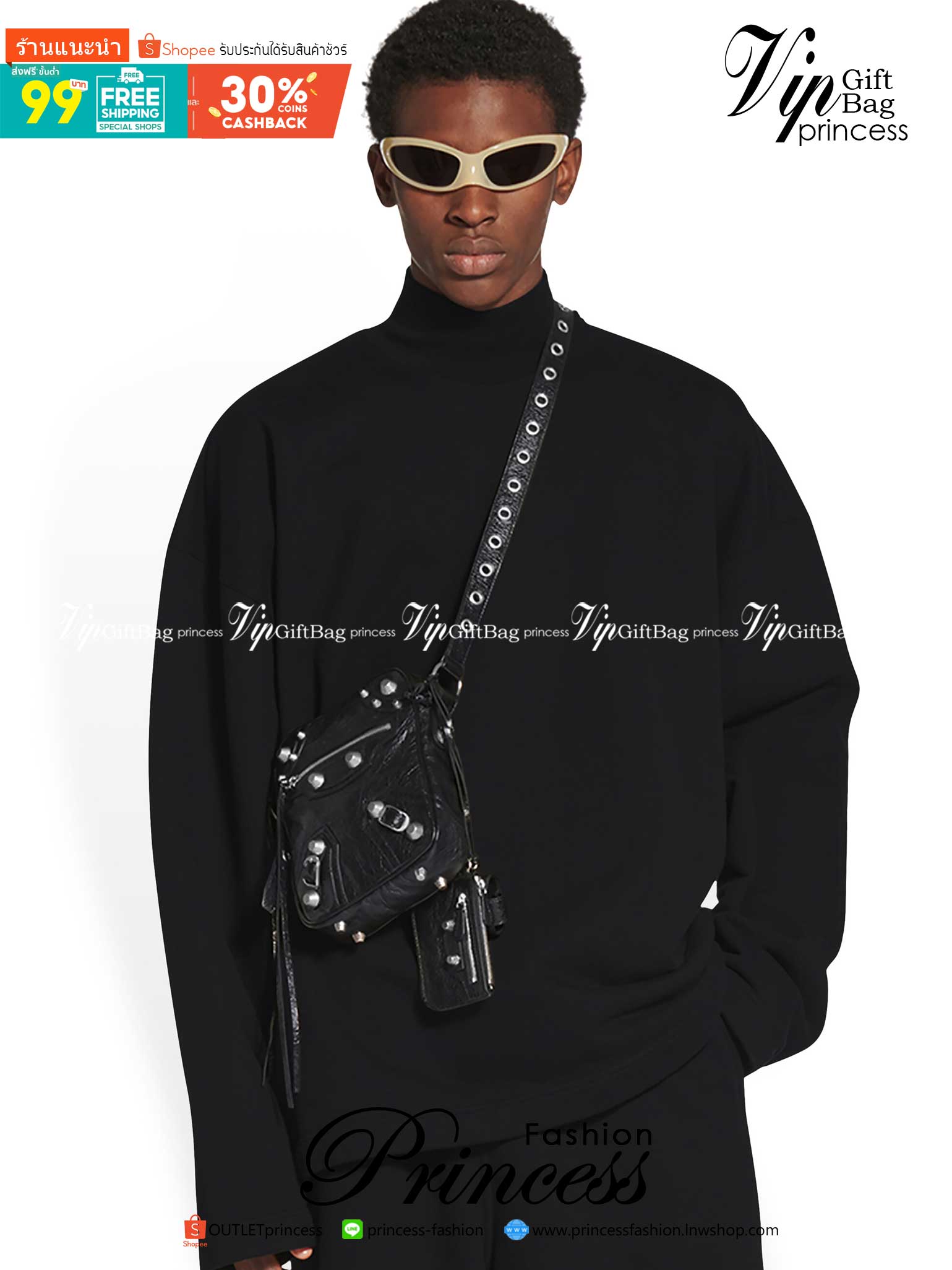 BALENCIAGA Le Cagole Men Crossbody Bag in Black / BALENCIAGA Messenger Bag กระเป๋าสะพายเท่ๆ คลาสสิกแบล็ค หนุ่มๆ หรือสาวเท่ ห้ามพลาดเชียวค่ะ ภาพถ่ายจากงานขายจริง ใช้งานต่างประเทศได้