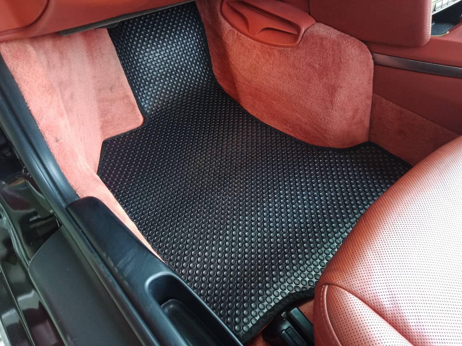 ยางปูพื้นรถยนต์ PORSCHE 911 Carrera พรมกระดุม ปอร์เช่ 911 คาร์เรร่า เข้ารูป 4ชิ้น