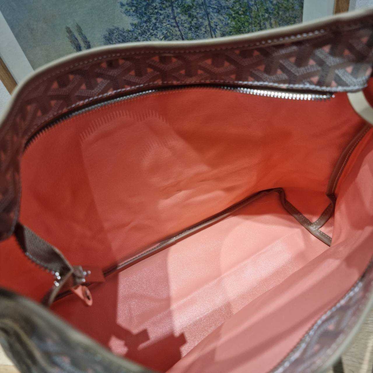 GOYARD BOHEME HOBO BAG กระเป๋าโฮโบใบใหญ่ พร้อมใบลูก มาในสีลิมิเต็ดรุ่นที่ตามหา สวยเด่นเป็นเอกลักษณ์ด้วยลวดลายตัว Y เต็มผืน