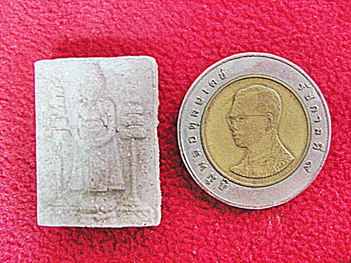 หลวงพ่อบ้านแหลม รุ่น 1 วัดศรัทธาธรรม จังหวัดสมุทรสงคราม ค่ะ