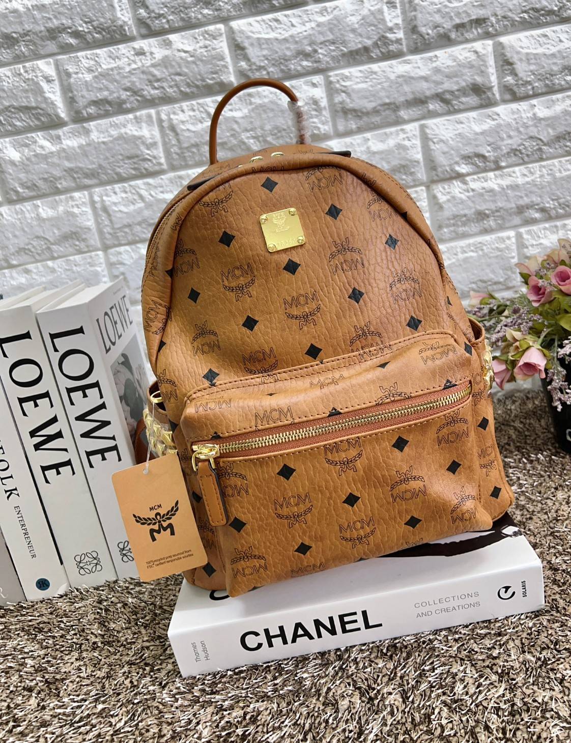 M.C.M Stark Side Studs Backpack in Visetos กระเป๋าเป้คลาสสิก รุ่นที่สามารถใช้งานได้ตลอดทั้งวันและได้ทั้งชาย/หญิง 🧡เกรดท็อปออริ เทียบแท้ 1:1 เกรดดีสุด ใช้งานต่างประเทศได้