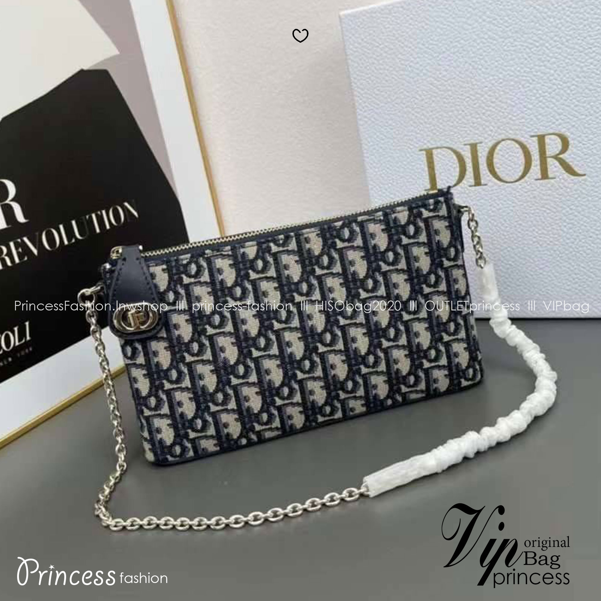 DIOR 30 Montaigne Dior Midi Mini Bag Blue Dior Oblique Jacquard กระเป๋าถือ/สะพายคอลใหม่ล่าสุด ดีไซน์หรูหรา รูปทรงใช้งานง่าย ได้ทั้งงานกลางวันและกลางคืน สวยหรู ดูดี มีระดับ