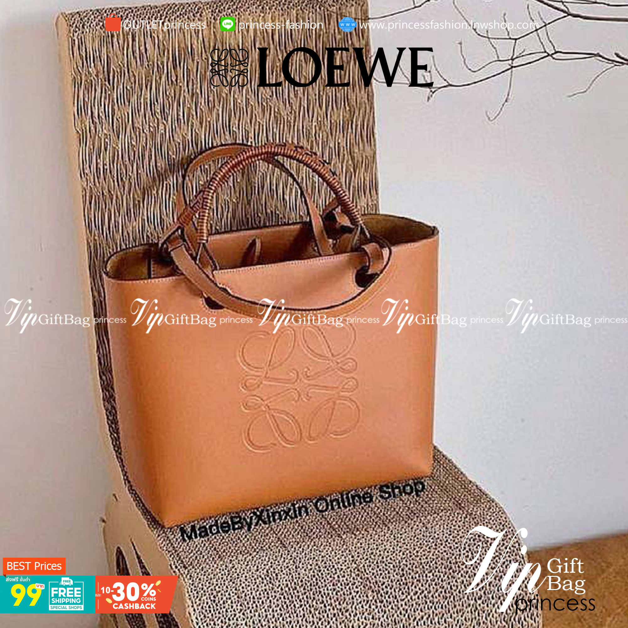 LOEWE HANDLE & SHOULDER BAG VIP GIFT WITH PURCHASE (GWP) กระเป๋าหนังแท้พรีเมี่ยมกิ๊ฟ Limited จาก LOEWE PERFUME DUTYFREE รุ่น Rare items สุดๆวัสดุหนังแท้ Lambskin แบบนิ่มเทคเจอร์สวยดีไซน์สุดหรูคงเอกลักษณ์แบรนด์ ภายในโล่งกว้าง ซับในหนังกลับ ใบใหญ่กำลังดีจุส