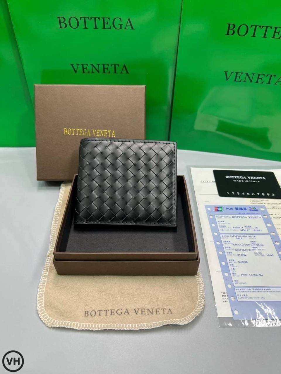 ORI หนังแท้ | Bottega Veneta® Men's Intrecciato Piccolo Bi-Fold Wallet / Bottega Wallet กระเป๋าสตางค์ใบสั้น กระเป๋าสตางค์สานผู้ชาย