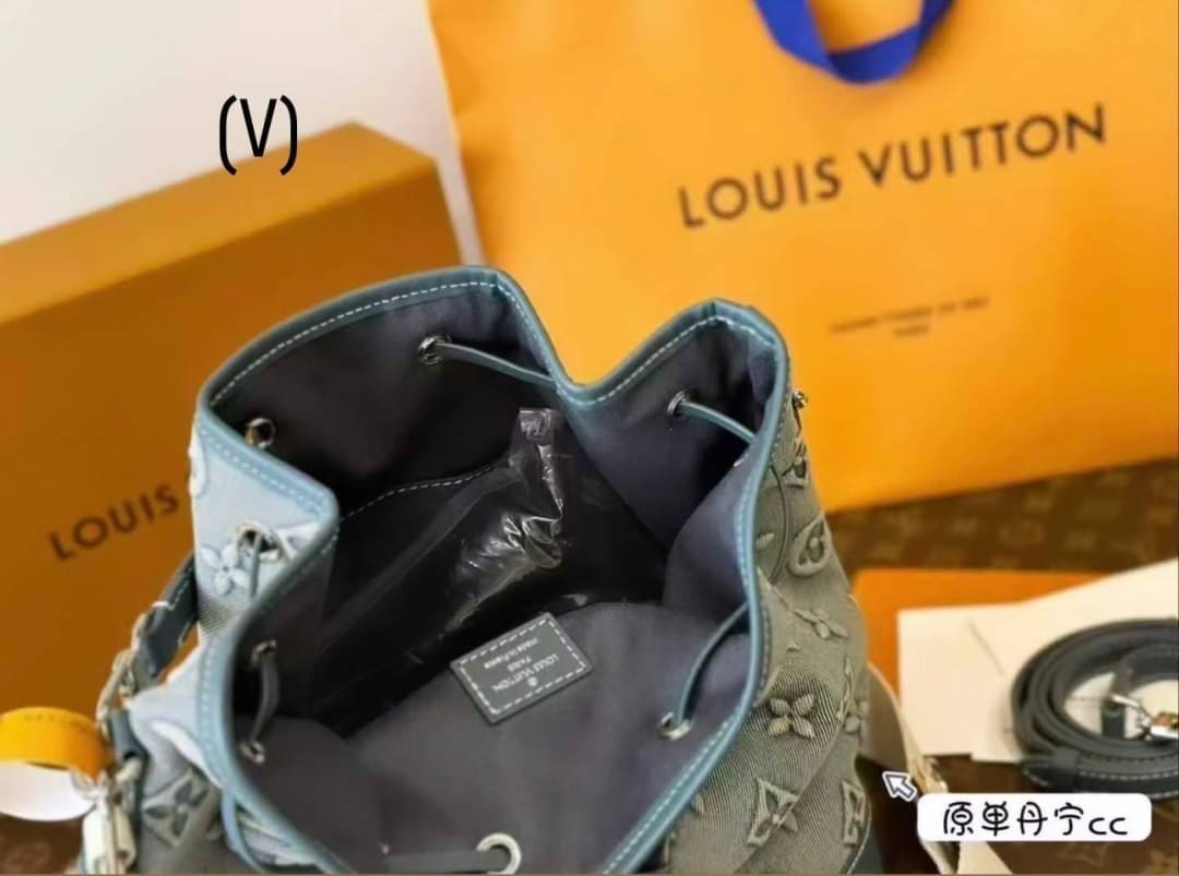 LV Nano Noé Denim Vintage Bag / LV Bucket Bag กระเป๋าทรงบัคเก็ตเดนิมสไตล์วินเทจ รุ่นใหม่ปั้มลายโมโนแกรมบนเดนิมสุดไอคอนิก ที่ใครเห็นต้องเป็นคลั่งรัก ผู้ดี หรูหราได้ทุกลุค ทุกสไตล์