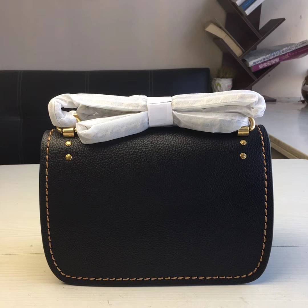 COACH Troupe Crossbody In Signature Canvas 2สี พร้อมส่งที่ไทยราคาสุดคุ้ม