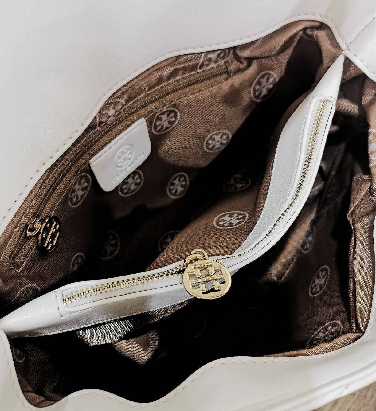 OUTLET ของแท้ 💯% 】Tory Burch Factory Outlet Quilted Chain Crossbody Sling Bag กระเป๋าสะพายรุ่นแนะนำจาก Tory Burch Factory