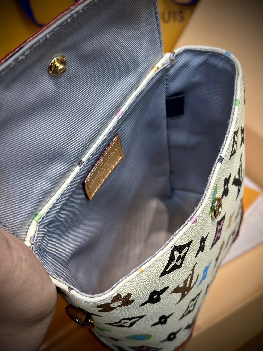 LV Nano Steamer Bag Monogram Craggy กระเป๋าสะพายดีไซส์วินเทจลายใหม่ สวยงามหรูหรา โดดเด่นสะดุดตาเป็นเอกลักษณ์ เกรดออริ