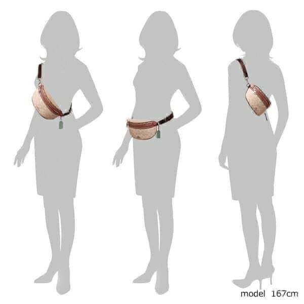 LIMITED EDITION !! COACH BELT BAG IN SIGNATURE WITH REXY BY GUANG YU กลับมาอีกครั้งกับ Coach X Disney สวยงามมากๆค่ะ คาดอก คาดเอวได้ ลาย C ตัดขอบหนังเรียบ มีช่องซิปทั้งหน้า//หลัง ใส่มือถือได้ทุกรุ่น;พาสปอร์ตได้ ;กระเป๋าเงินใบกลางได้;อื่นๆจำเป็นได้ครบค่ะ.