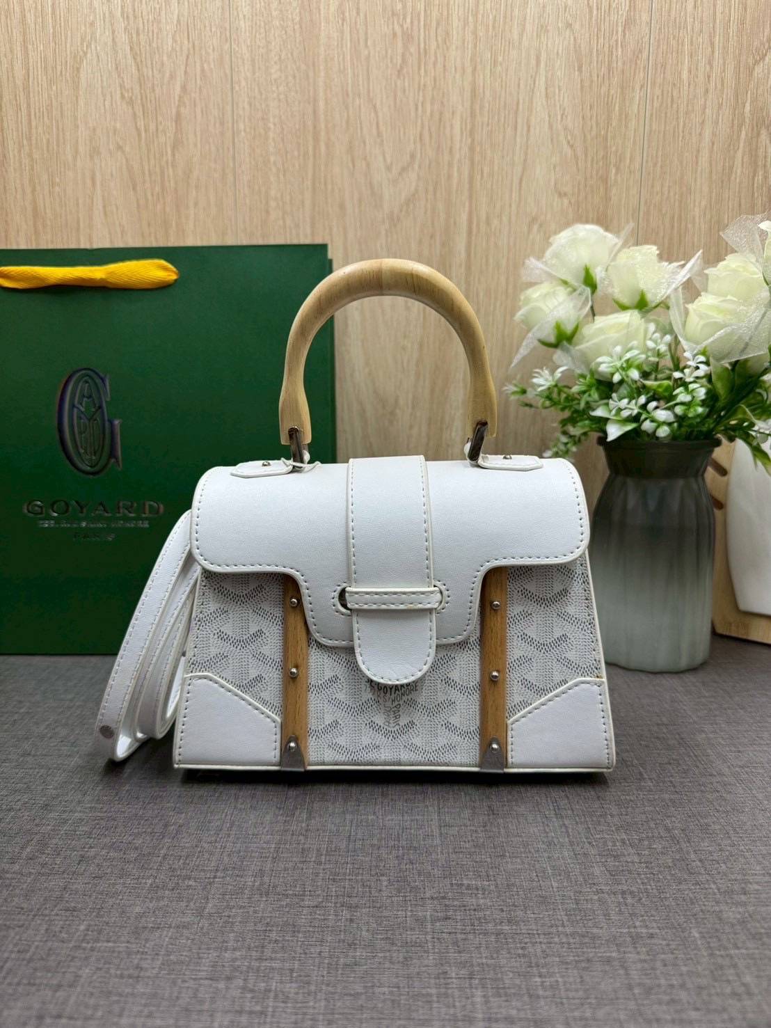 10 สี ORI หนังแท้ | GOYARD Saïgon Souple Mini Bag 20cm กระเป๋าถือ/สะพายดีไซน์หูจับไม้เป็นเอกลักษณ์ที่สวยหรูหราสง่างาม