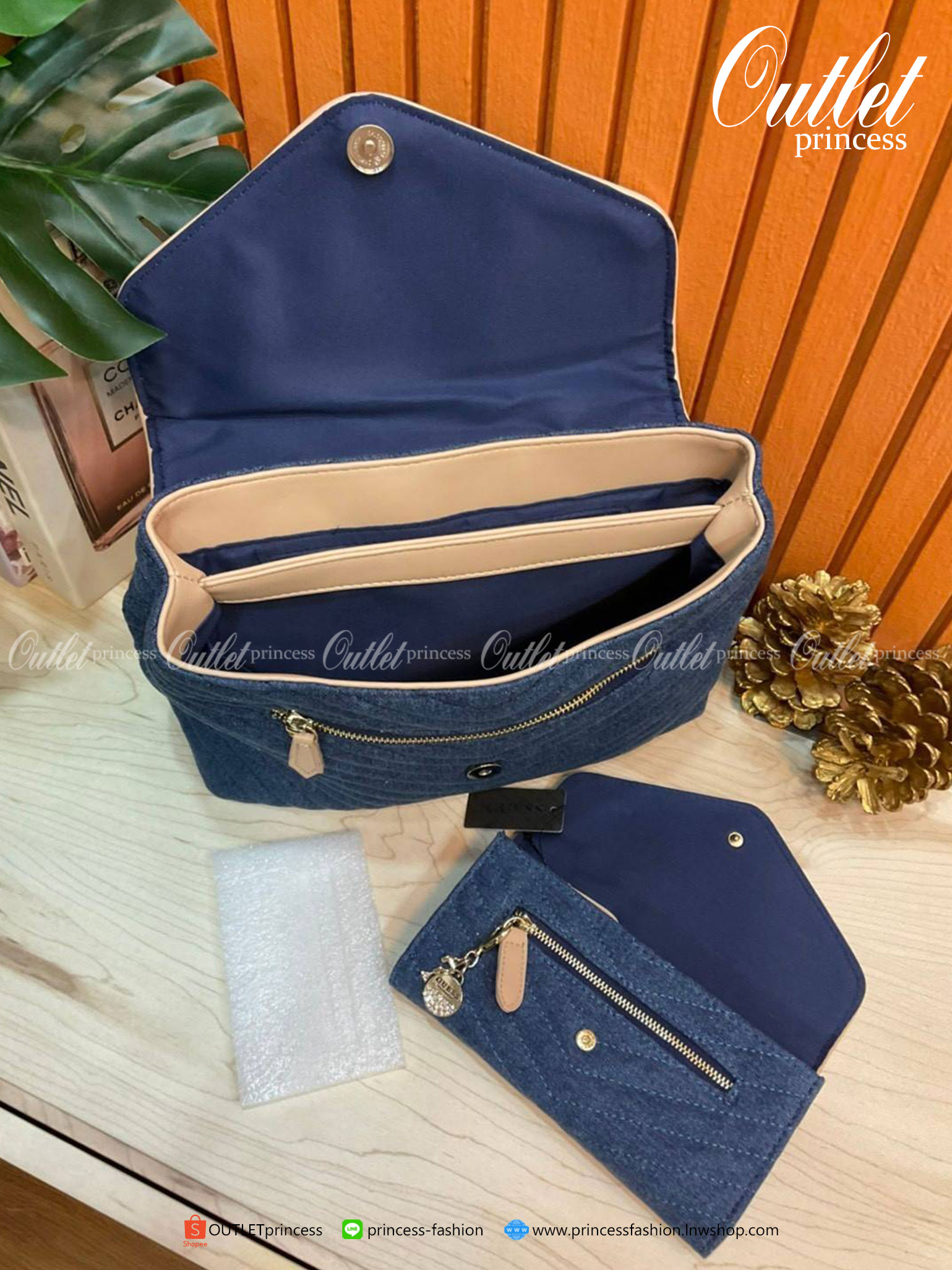 ของแท้ 100% Guess Women’s Crossbody Bag Set สุดคุ้ม!!!! เซตสวยหรูดูแพง สวยจริงจริง ช้าหมด ราคานี้หาที่ไหนได้!! Denim