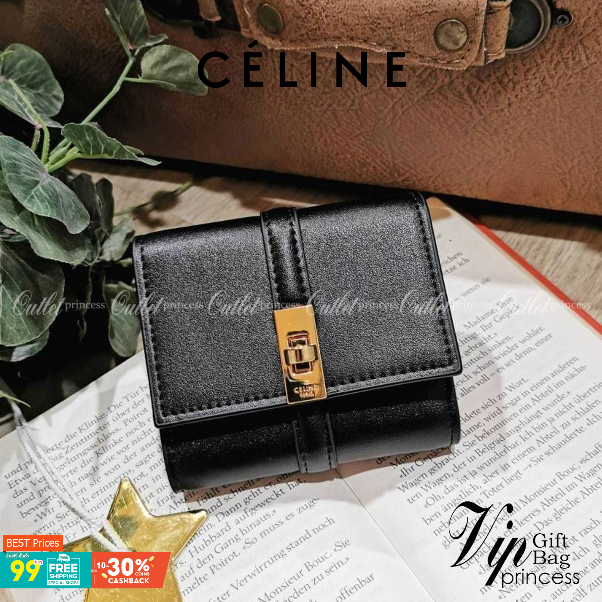 CELINE SHORT WALLET VIP GIFT WITH PURCHASE (GWP) พรีเมี่ยมกิ๊ฟ Limited จาก CELINE HAUTE PARFUME DUTYFREE COUNTER หนังแท้ CalfSkin เรียบสวยอยู่ทรงมีโลโก้ด้านหน้าเปิดปิดด้วยตัวล๊อคบิดอะไหล่ทองปั้มโลโก้ภายในมีช่องแบ่งหลายช่อง มีช่องใส่บัตรหลายช่อง ช่องใส่เหร
